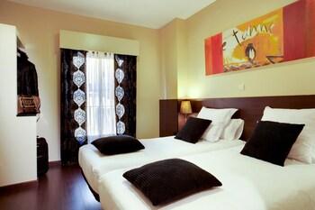 Thc Tirso Molina Hostel