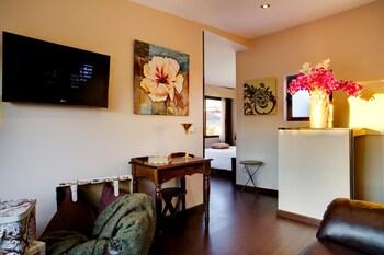 Thc Tirso Molina Hostel