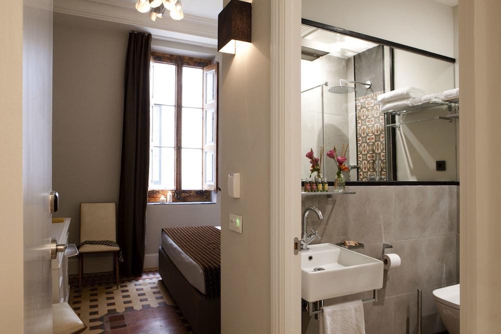 We Boutique Hotel