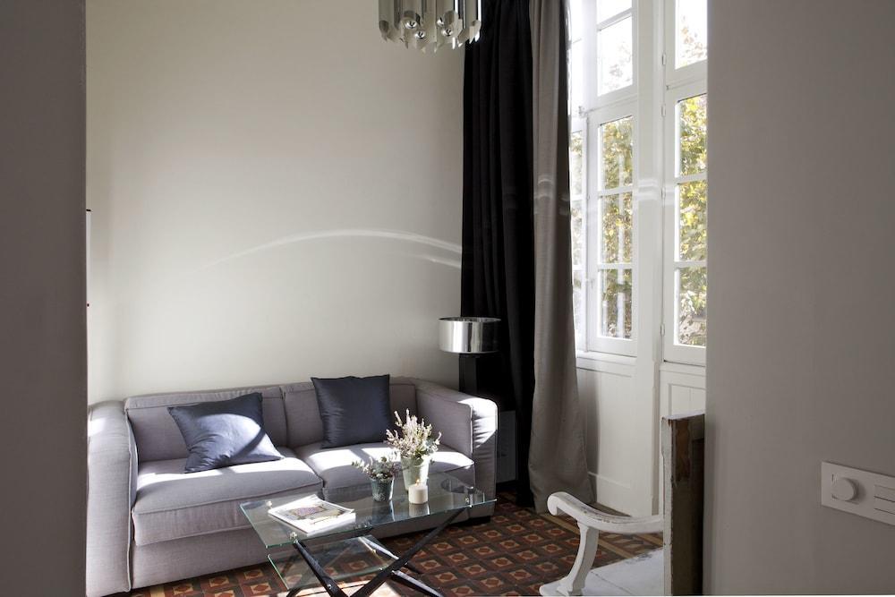 We Boutique Hotel
