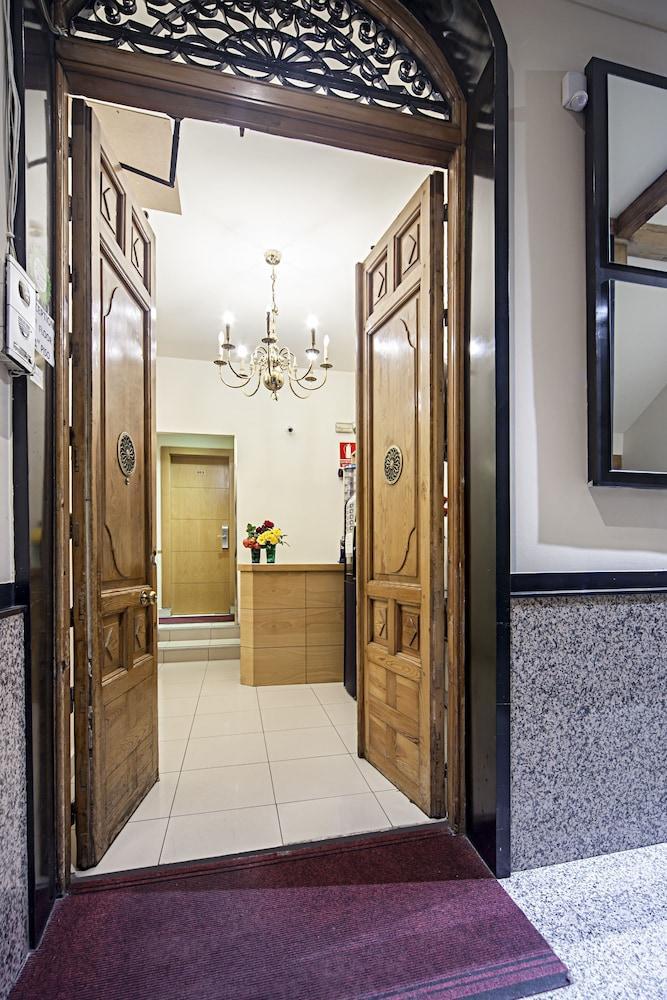 Hostel Inter Puerta Del Sol - Auto Check-in