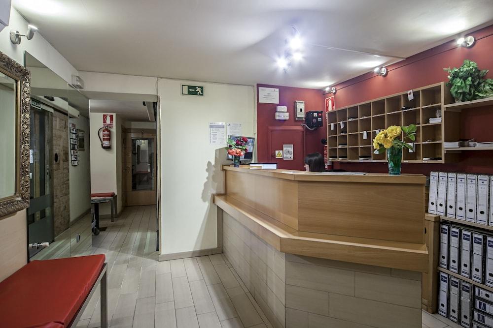 Hostel Inter Puerta Del Sol - Auto Check-in