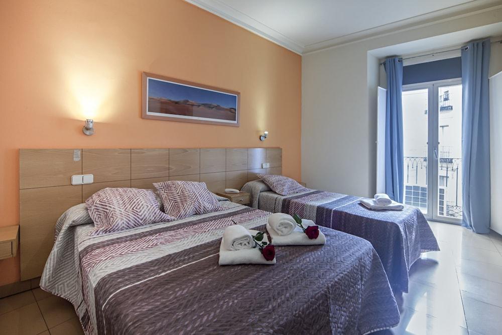 Hostel Inter Puerta Del Sol - Auto Check-in