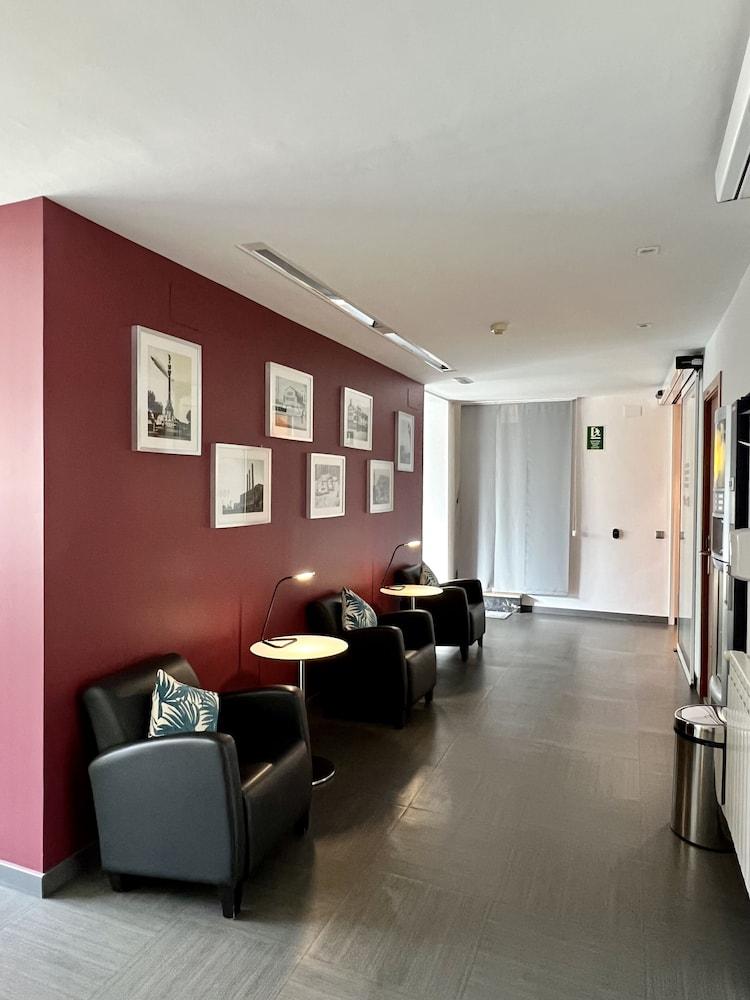 Hostal Apolo