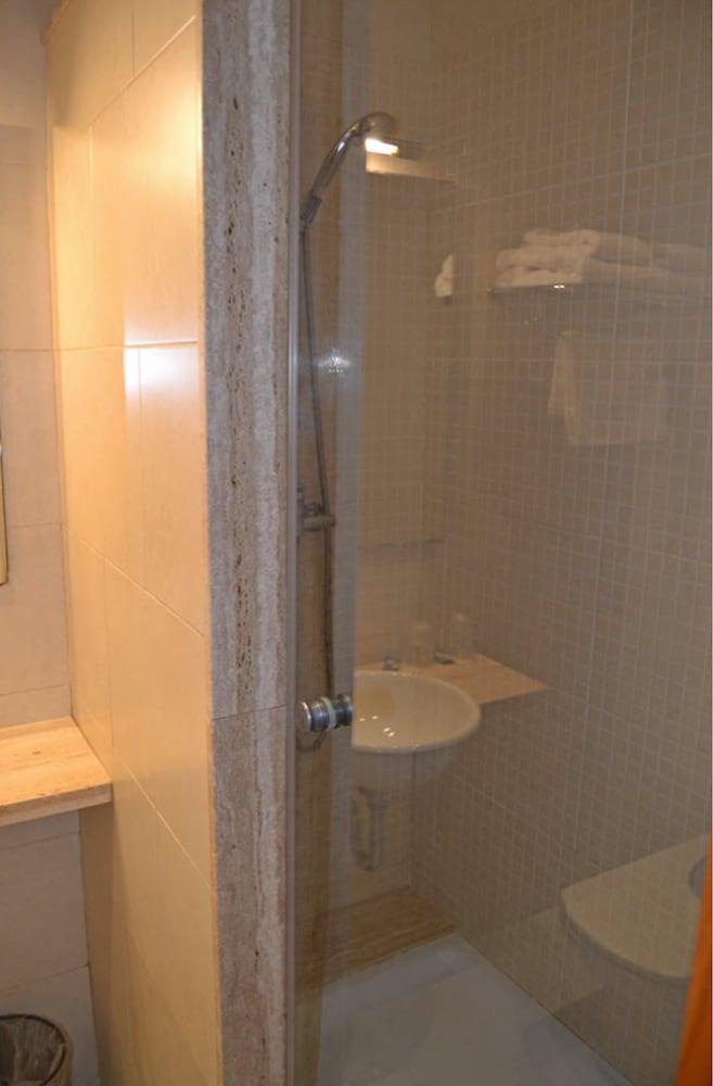 Hostal Apolo