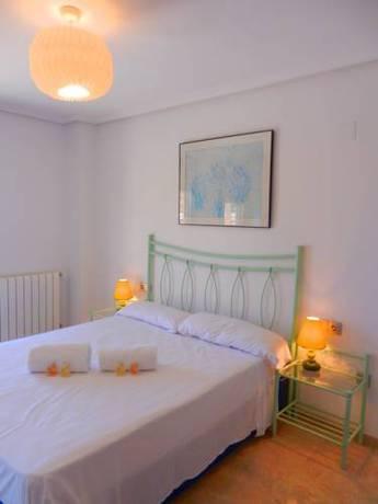 Oceanografic & Spa Apartments