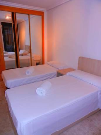Oceanografic & Spa Apartments