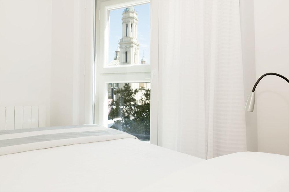 Apartamentos Turísticos Sabinas El Pilar