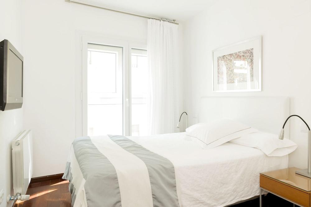 Apartamentos Turísticos Sabinas El Pilar