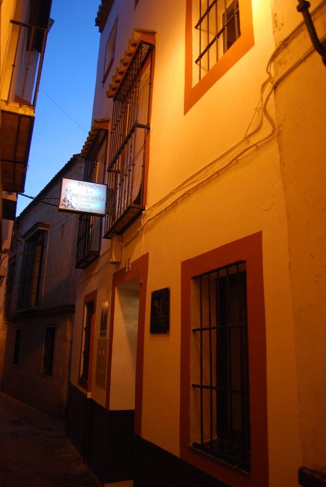 Pensión La Montoreña