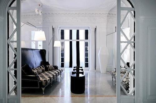 Chic & Basic Born Boutique Hotel