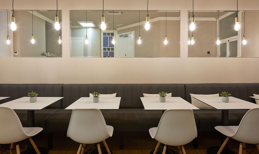 Hostal Central Barcelona