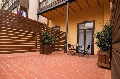 Hostal Live Barcelona