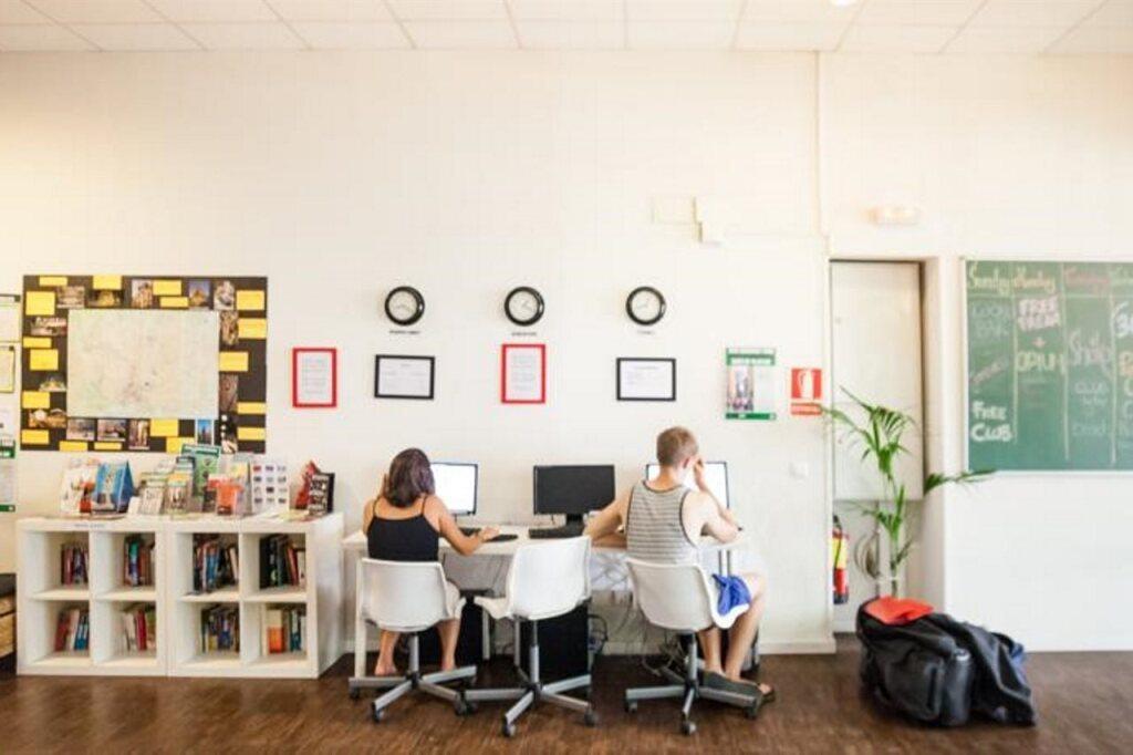 360 Hostel Barcelona Arts&Culture