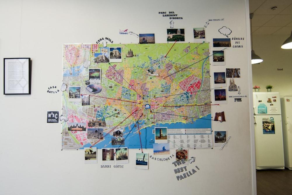 360 Hostel Barcelona Arts&Culture