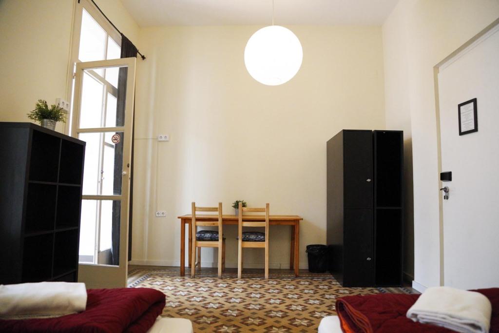 360 Hostel Barcelona Arts&Culture