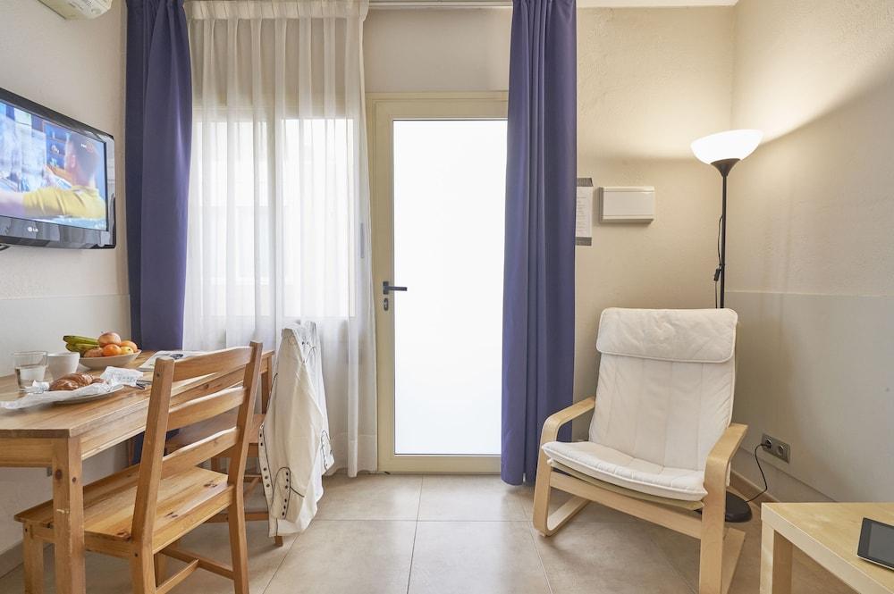 Barcelona Sants Station Apartments