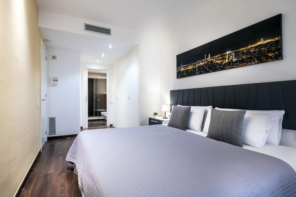 Bas Apartments Gracia