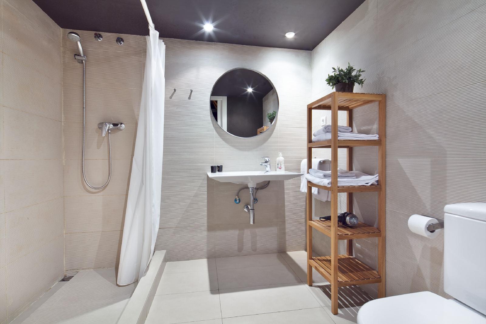 Inside Barcelona Apartments Sants