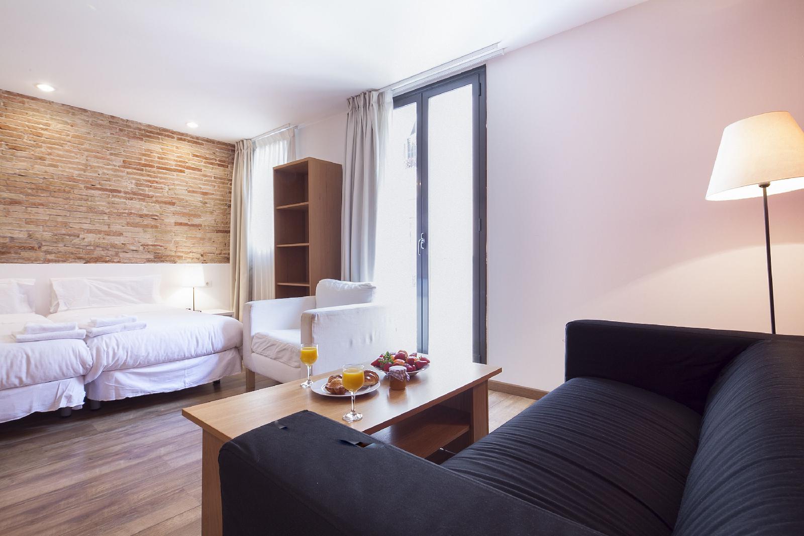 Inside Barcelona Apartments Sants