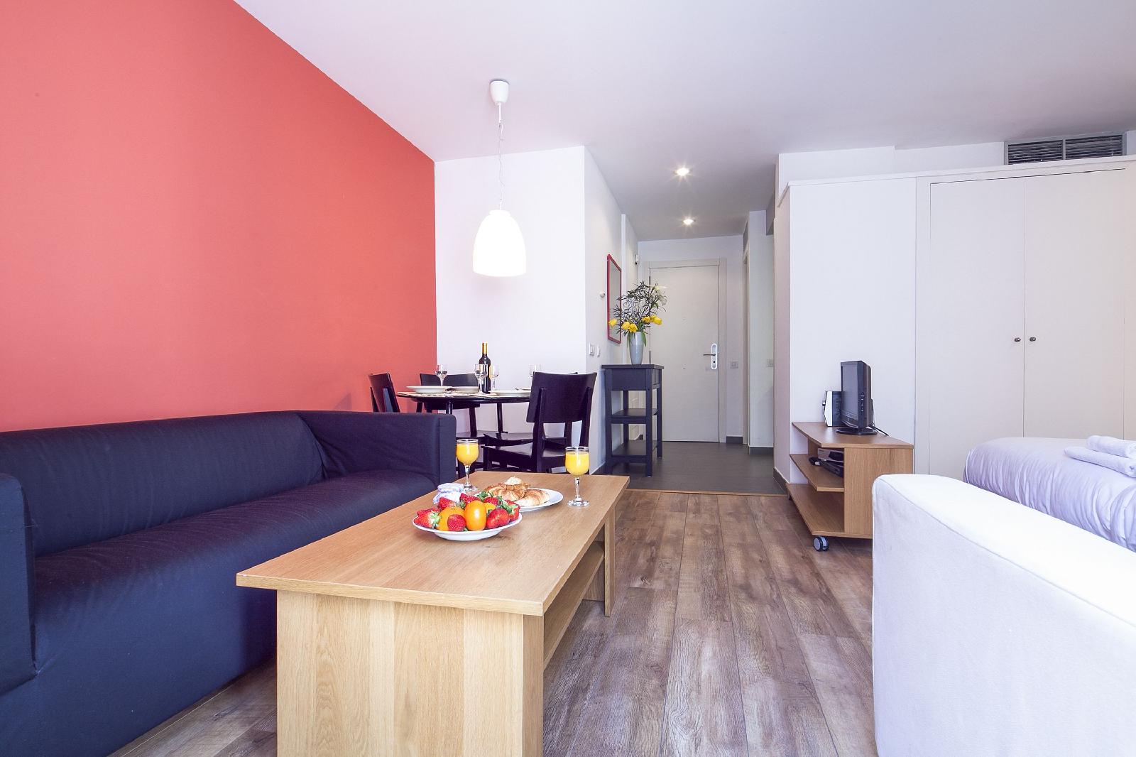 Inside Barcelona Apartments Sants