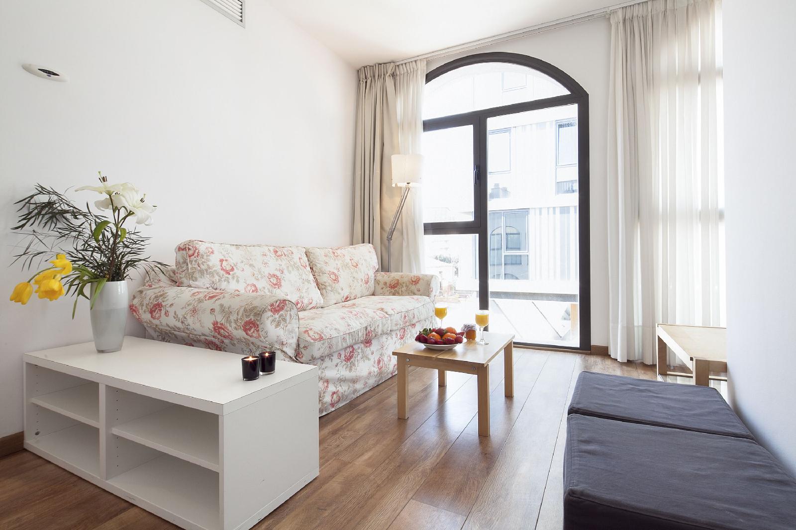 Inside Barcelona Apartments Sants