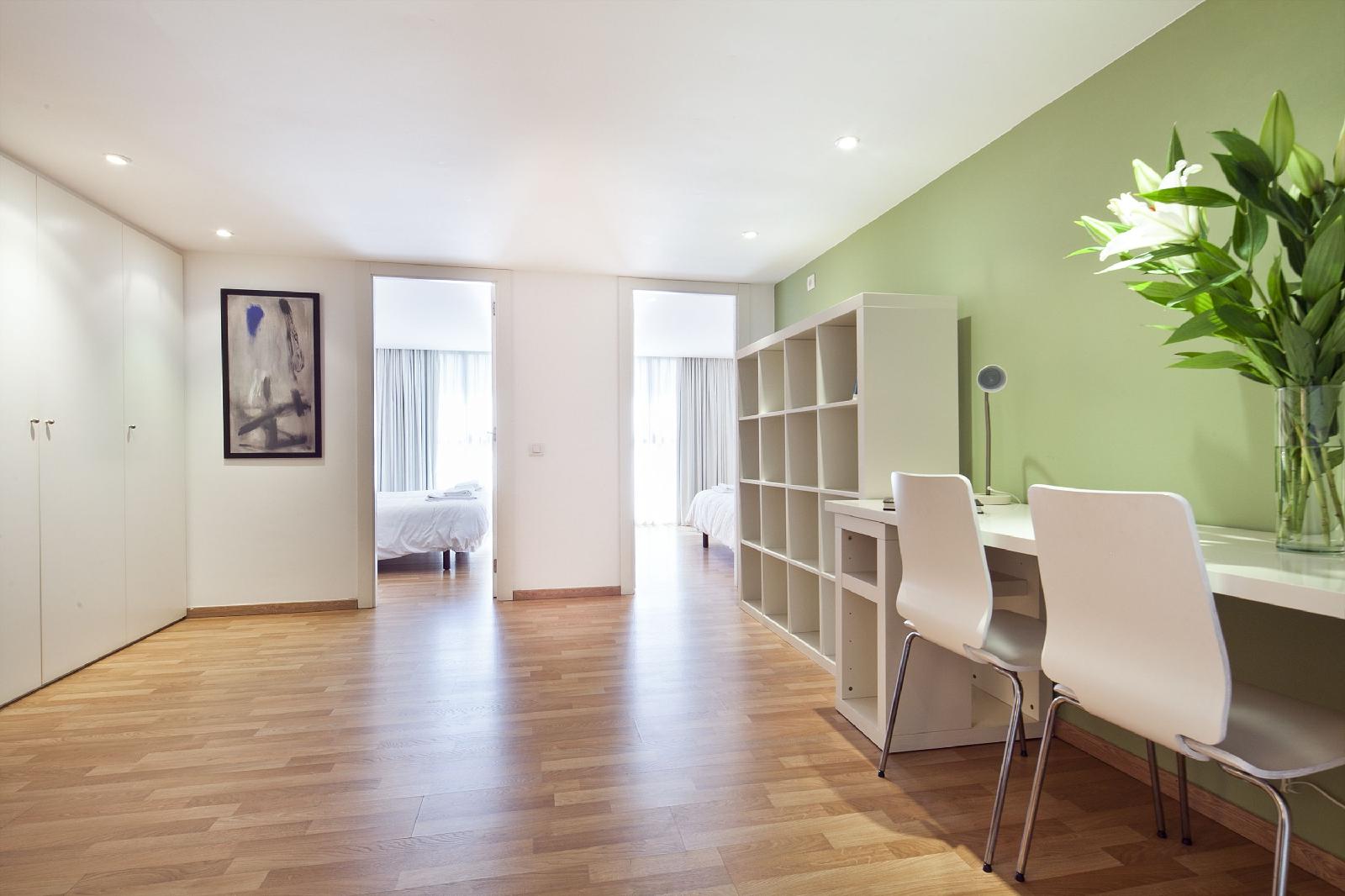 Inside Barcelona Apartments Sants