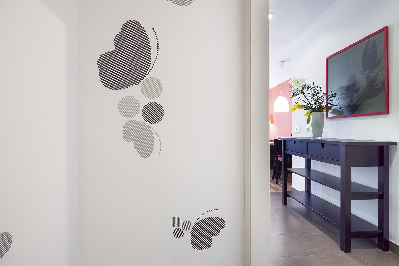 Inside Barcelona Apartments Sants