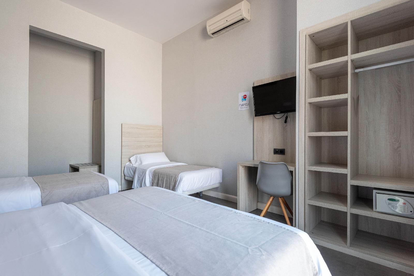 Plaza Goya Rooms