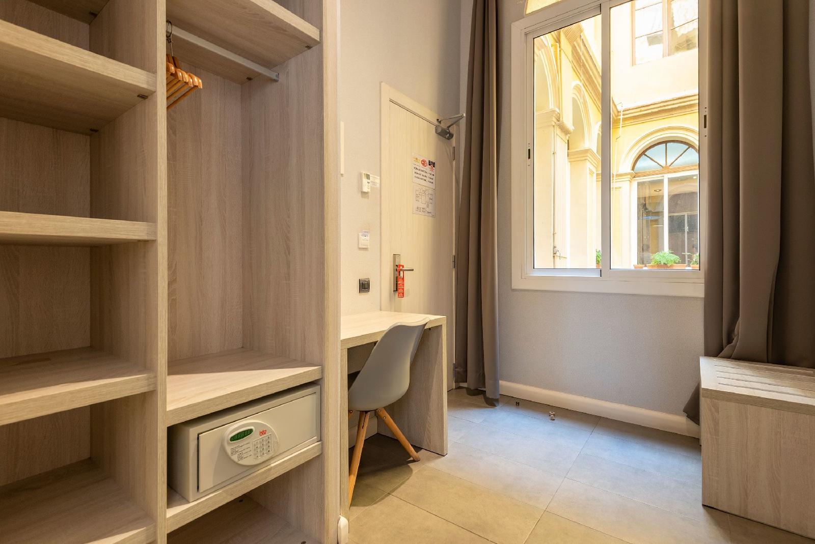 Plaza Goya Rooms