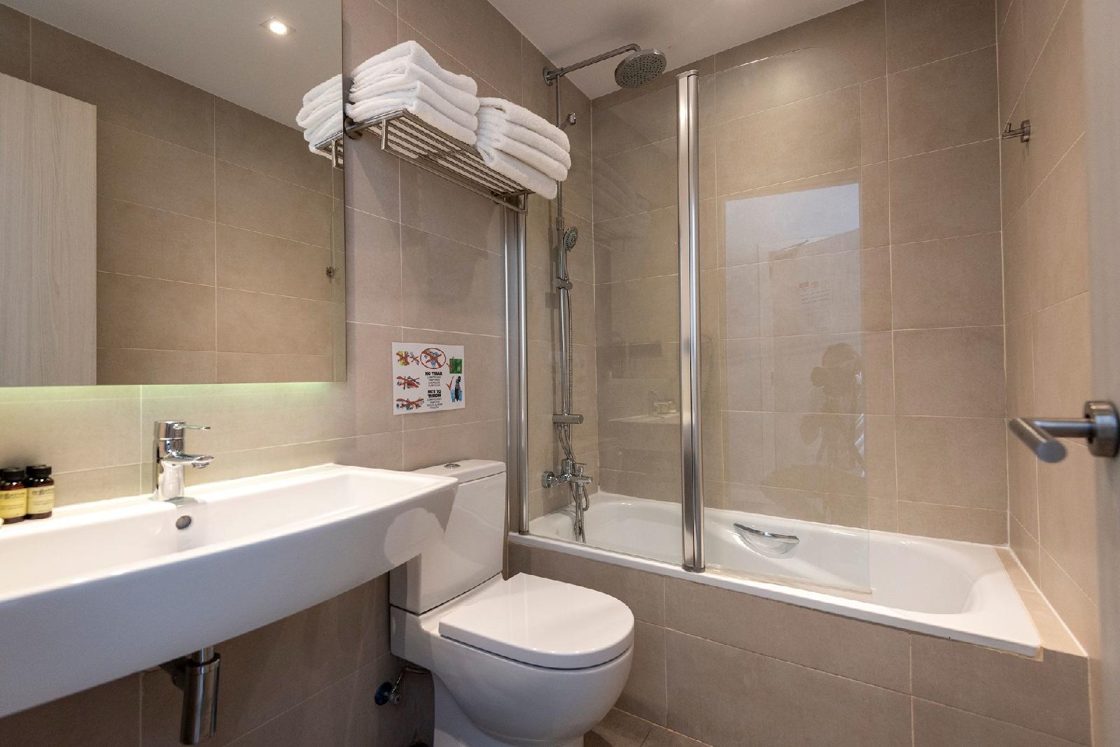 Plaza Goya Rooms