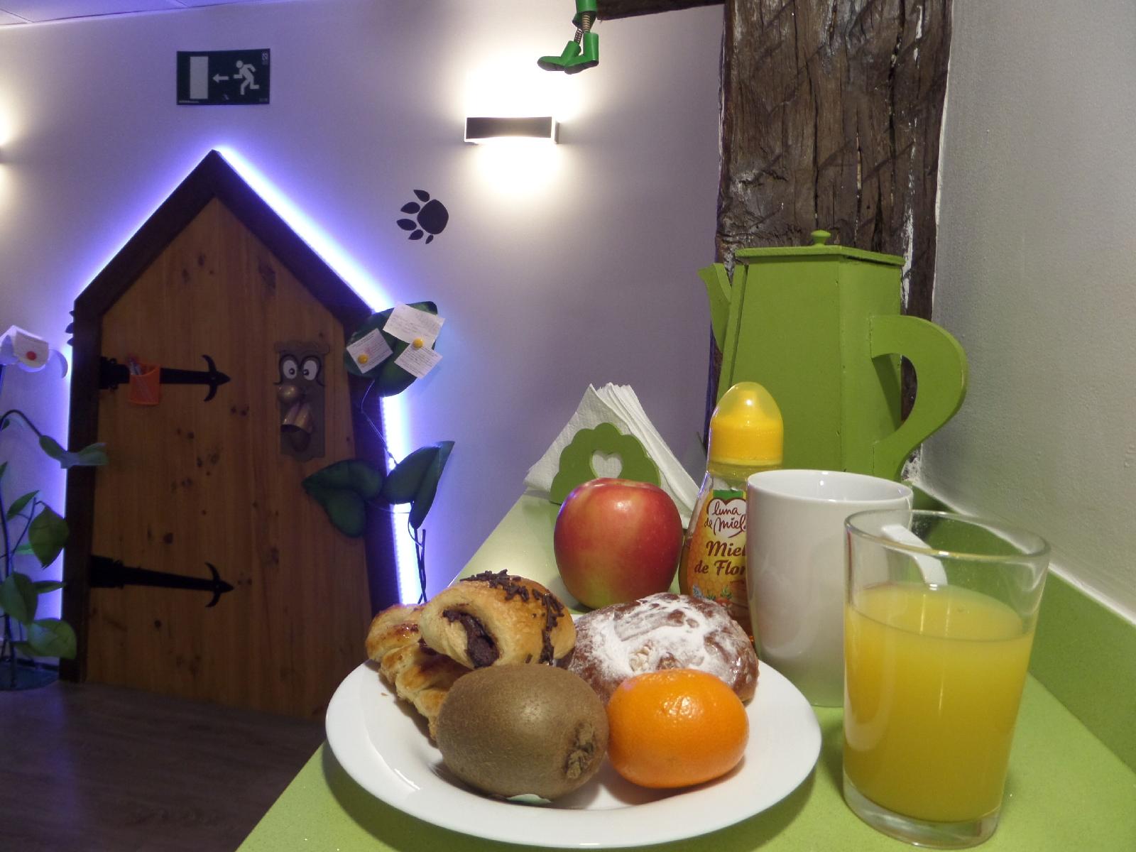 Pensión Aliciazzz Bed & Breakfast