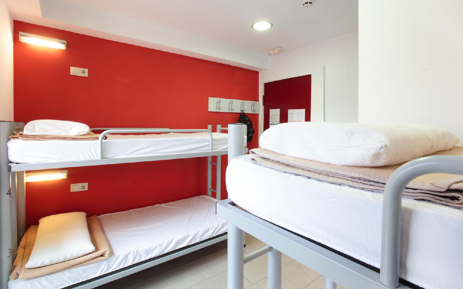 Room00 Valencia Hostel