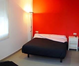 Room00 Valencia Hostel