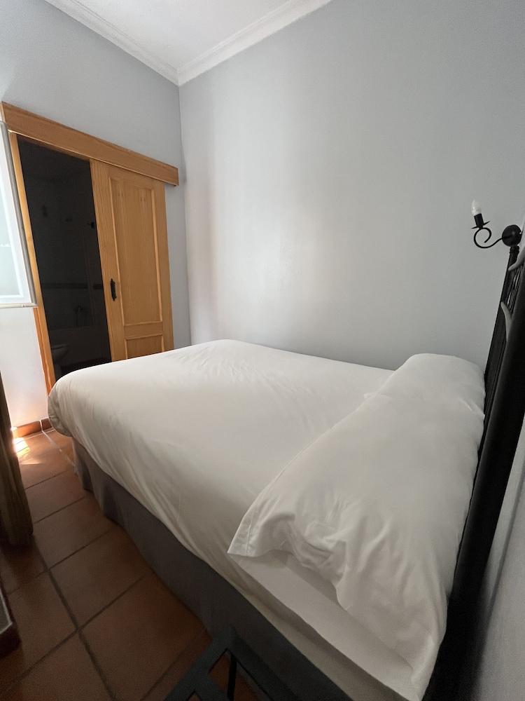 Hostal Atenas