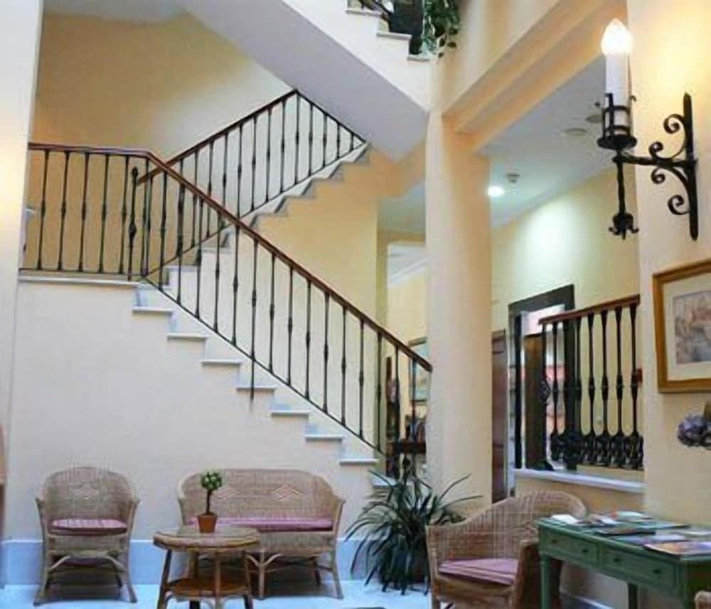 Hotel Doña Blanca