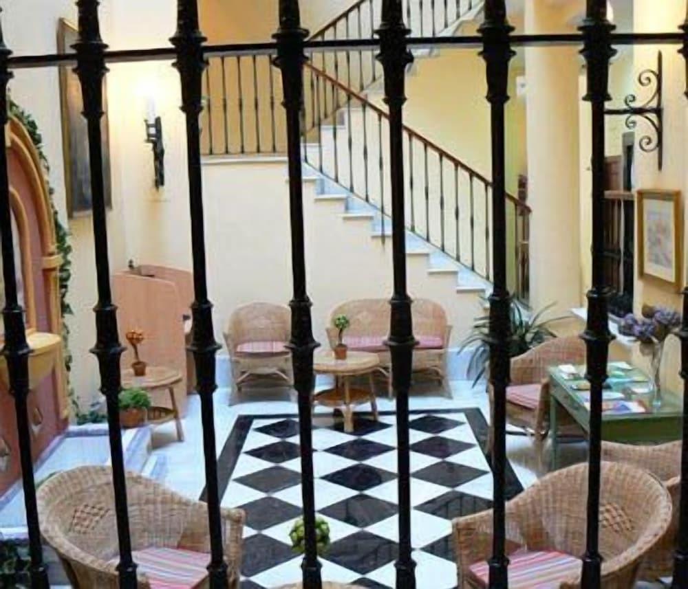 Hotel Doña Blanca