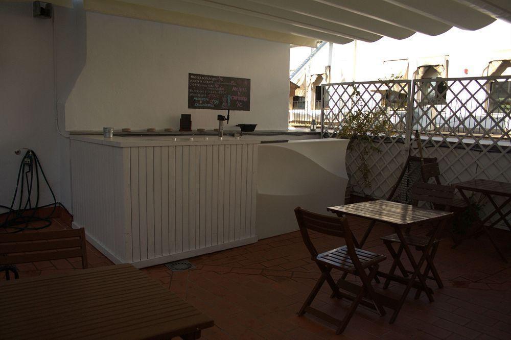 Oasis Backpackers' Hostel Sevilla & Coworking