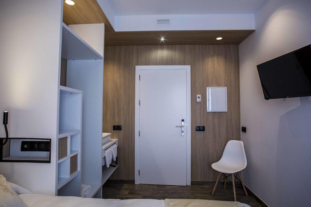 Hostal Sevilla Santa Justa - Adults Only