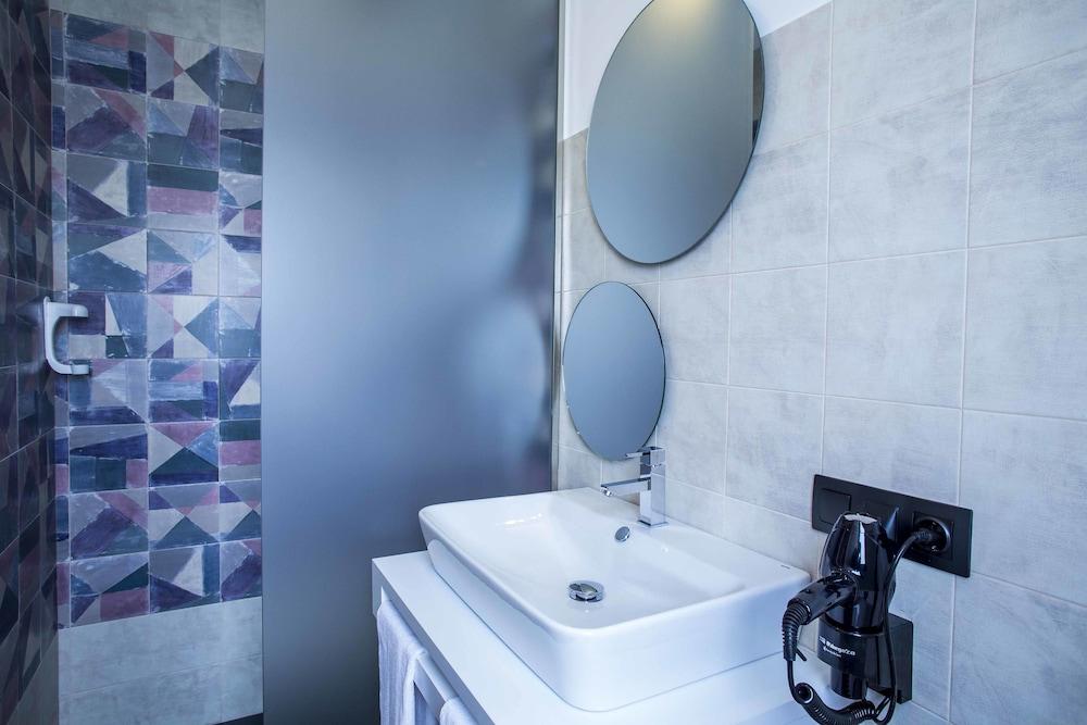 Hostal Sevilla Santa Justa - Adults Only