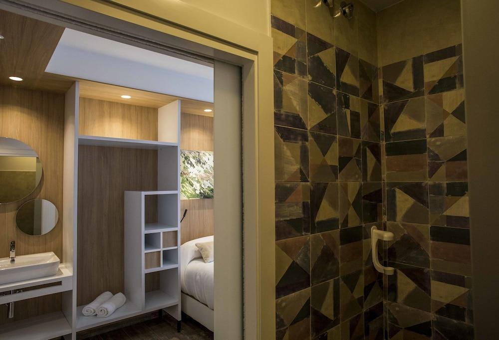 Hostal Sevilla Santa Justa - Adults Only