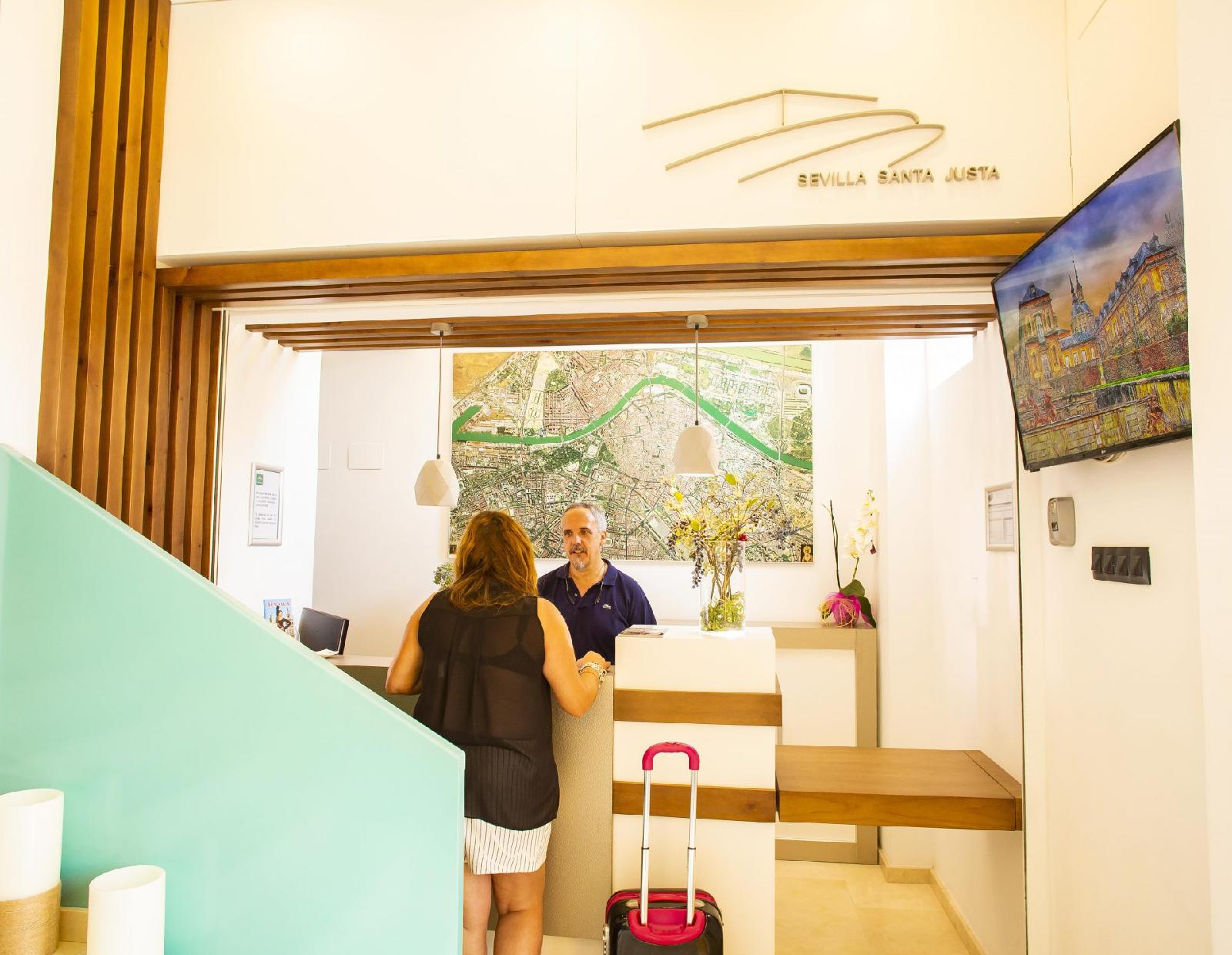 Hostal Sevilla Santa Justa - Adults Only