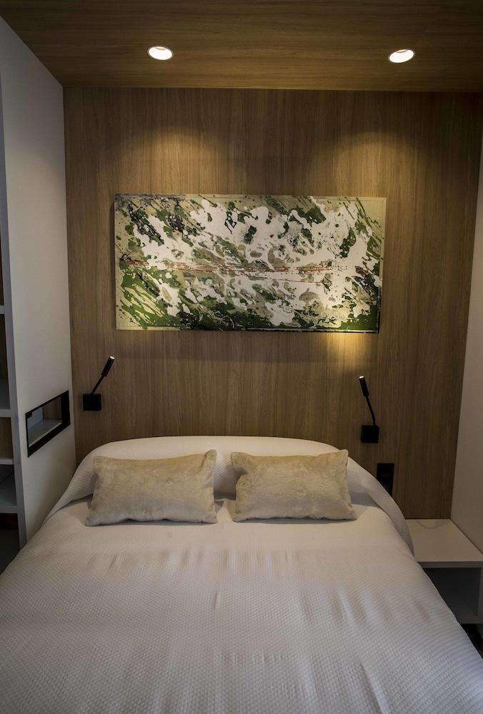 Hostal Sevilla Santa Justa - Adults Only
