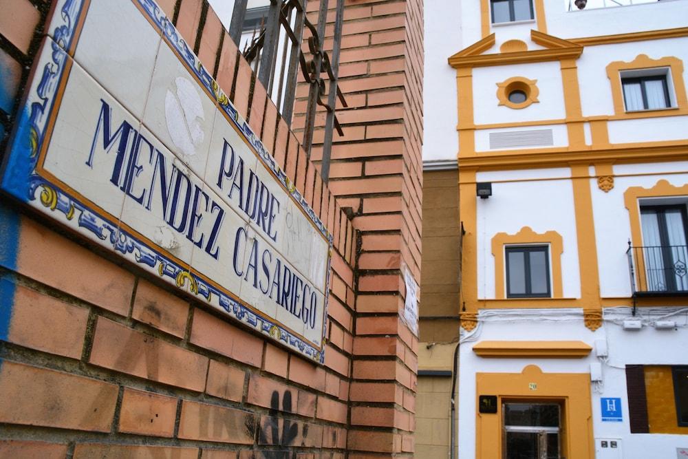 Hostal Sevilla Santa Justa - Adults Only