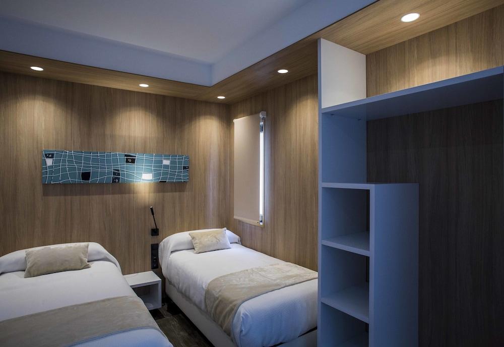 Hostal Sevilla Santa Justa - Adults Only