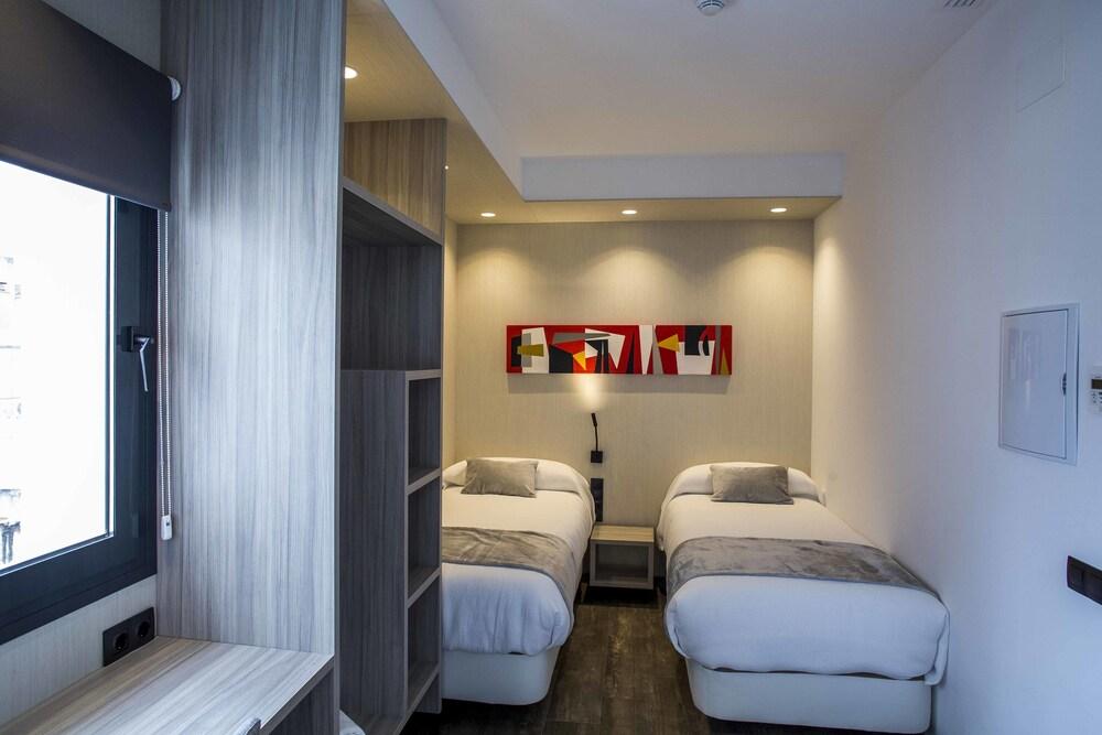 Hostal Sevilla Santa Justa - Adults Only