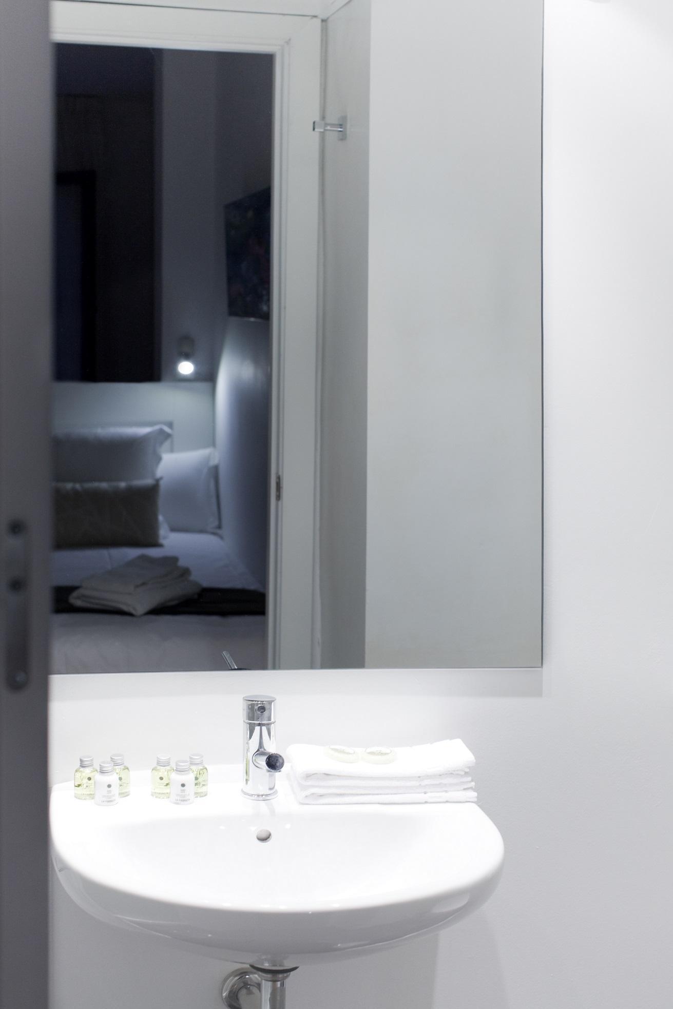 Puerta Catedral Apartments