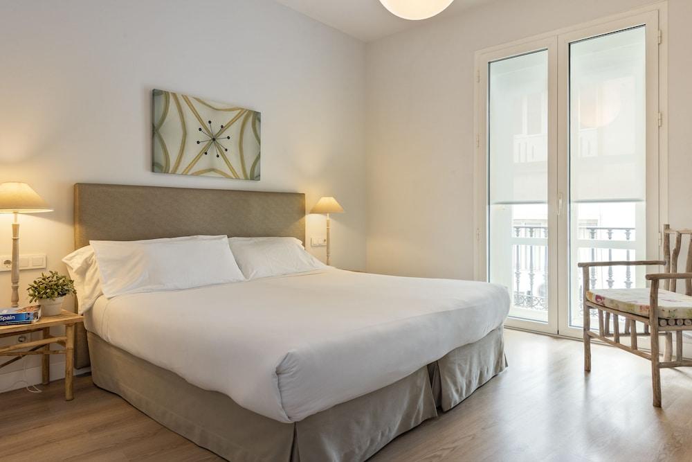 Suites Sevilla Plaza Apartamentos