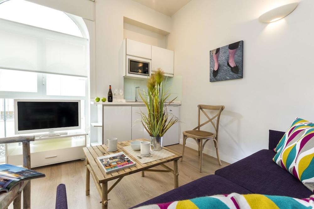 Suites Sevilla Plaza Apartamentos