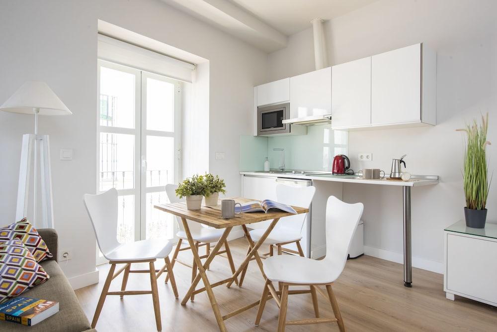 Suites Sevilla Plaza Apartamentos